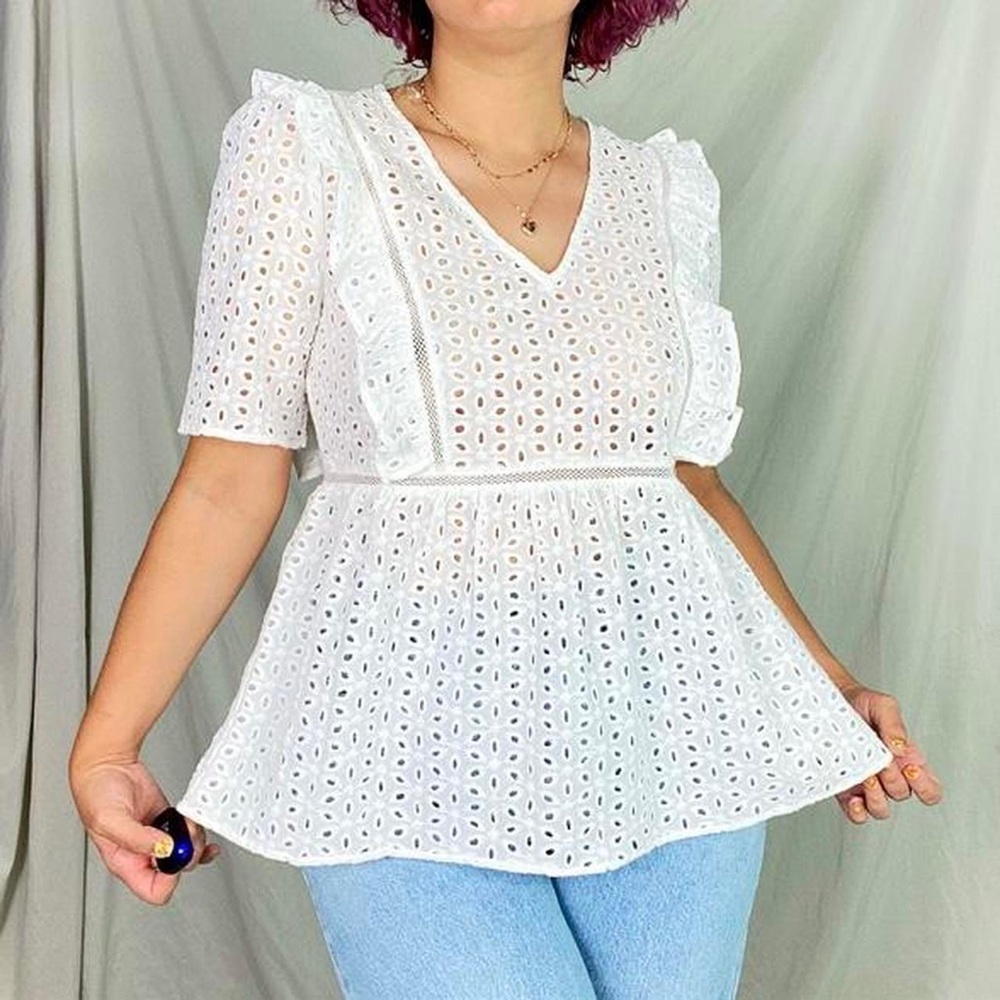 White babydoll fairy top🌸🦋